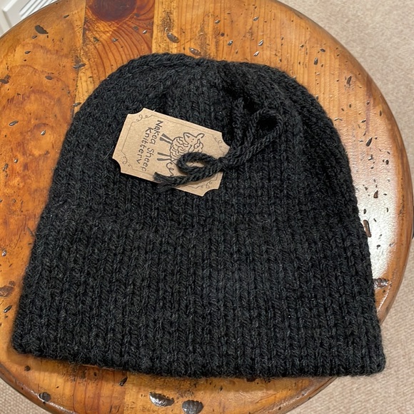 Winter Toque - Picture 8 of 9